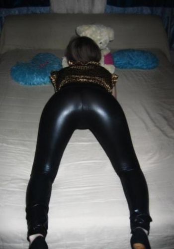 Индивидуалка СПб Марго Брюнетка c 3 размером груди у метро Черная речка Санкт-Петербург Фото-1